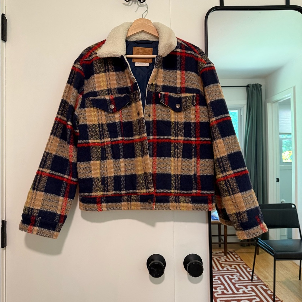 Levi’s Wool Trucker Jacket | Size Medium | Multi color
